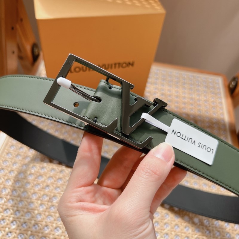 l0vis Vvtt0n belts